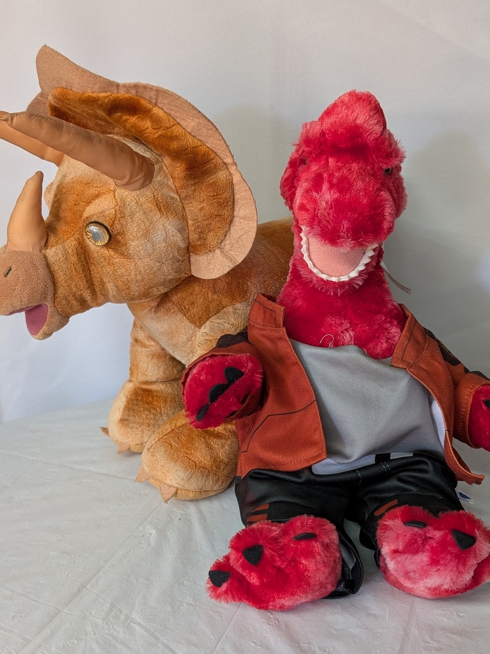 Build-A-Bear Dinosaur Lot Of 2 Brachiosaurus And Triceratops Plush With Outfit
